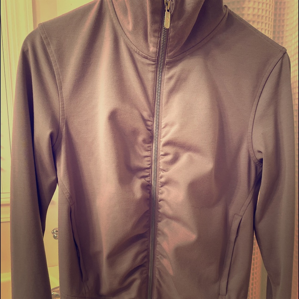 Lululemon zip-up size 8